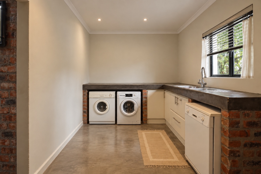 3 Bedroom Property for Sale in Paryskloof Western Cape